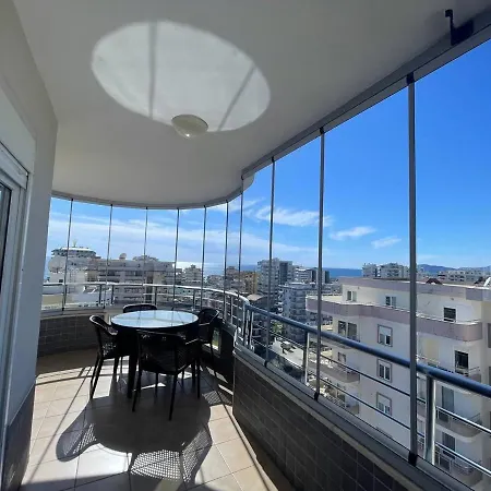 огромный видовой пентхаус у моря Apartamento *
